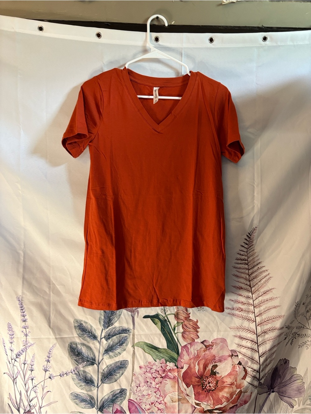 Zenana Outfitters Women's V-Neck Short Sleeve Top - Rust Orange